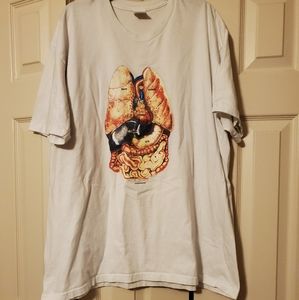 XL "guts" supreme shirt